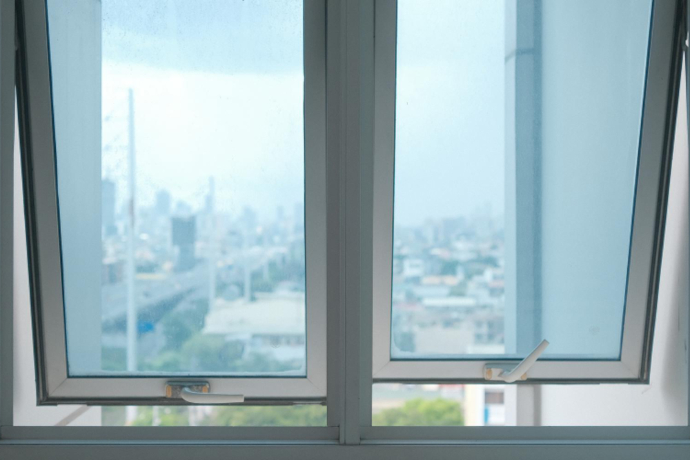 Akron Awning Windows